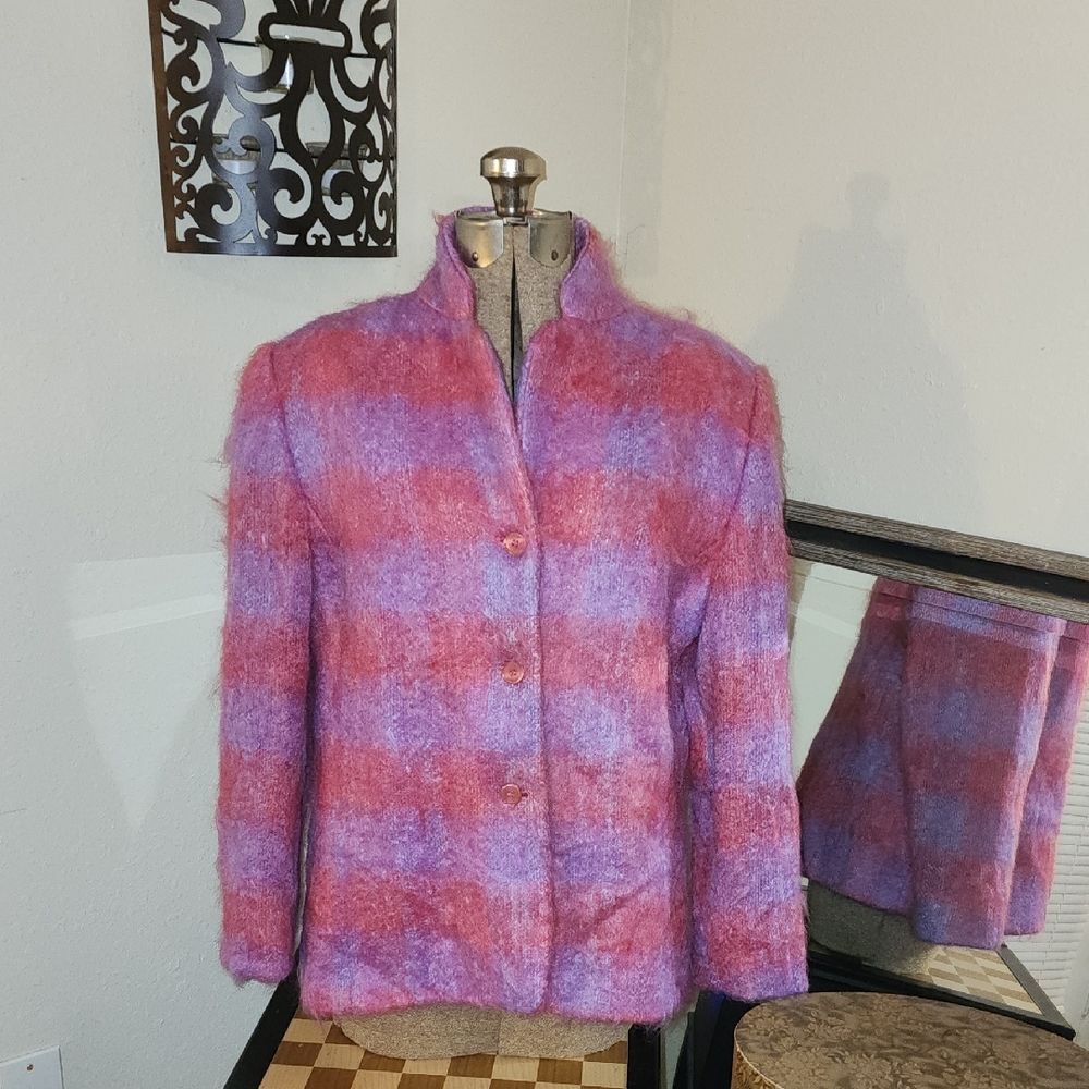 Hillary Charles. Women's Pink and Purple Plaid Jacket. EUC. sz. XL